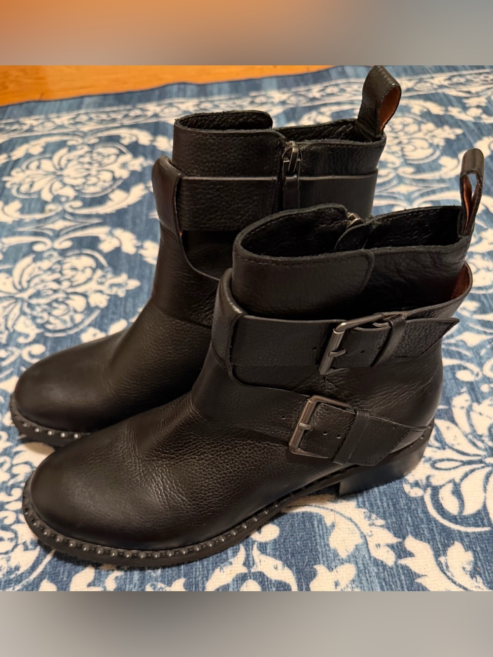 Gentle Souls by Kenneth Cole Benton moto booties Size 6.5